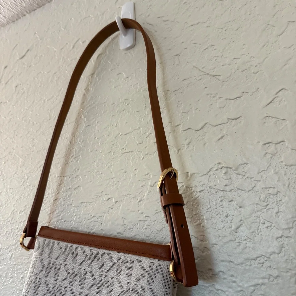 Michael‎ Kors MK Signature Logo Crossbody Bag White Brown Leather Trim 8x5 Small